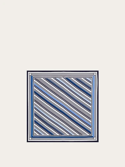Pocket square