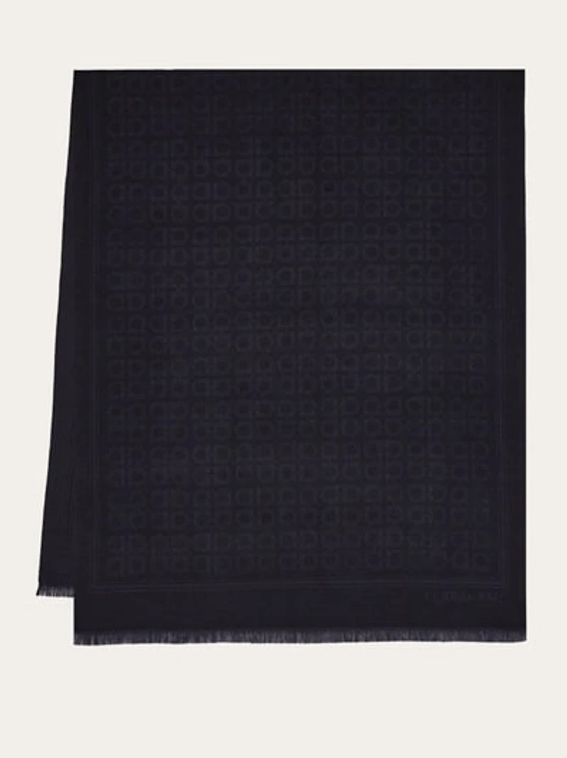 Gancini square stole