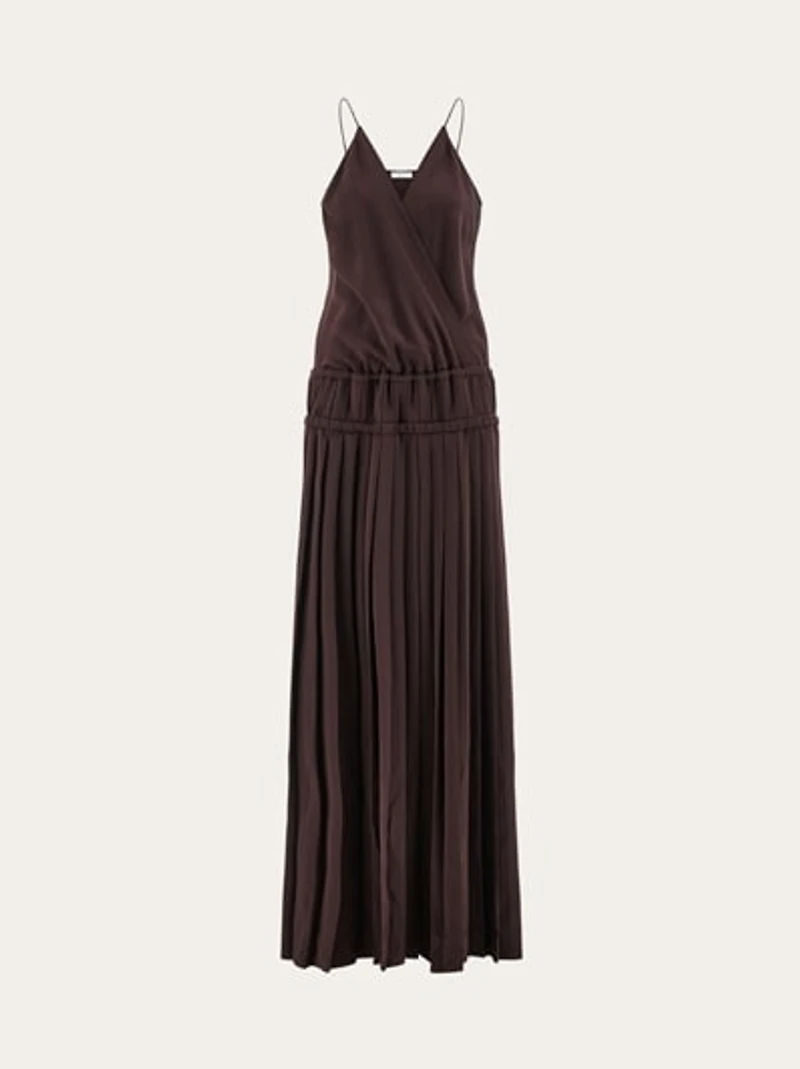 Long dress with pleated skirt