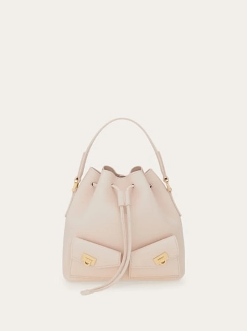 Multipocket bucket bag