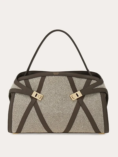 Hug soft shoulder bag  with leather trims (L)