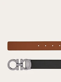 Reversible and adjustable Gancini belt