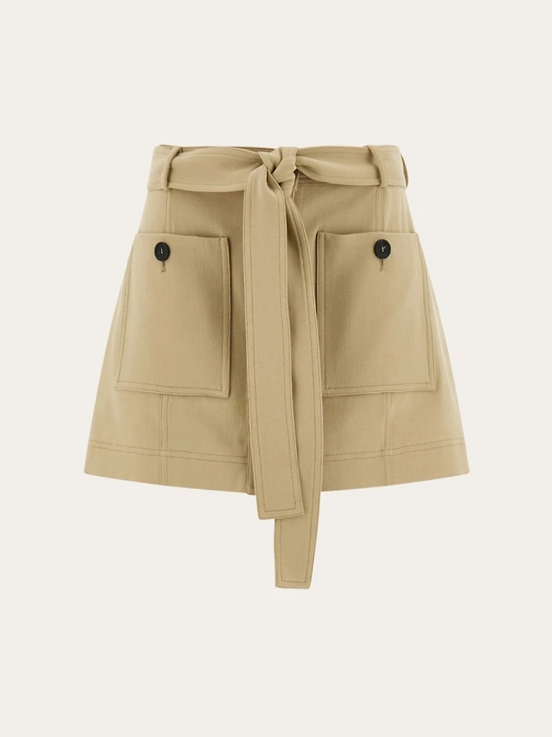 Mini skirt with applied pockets