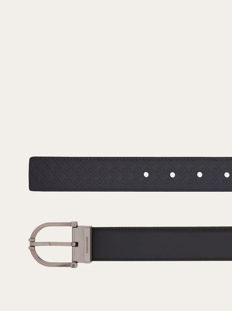 Reversible and adjustable belt