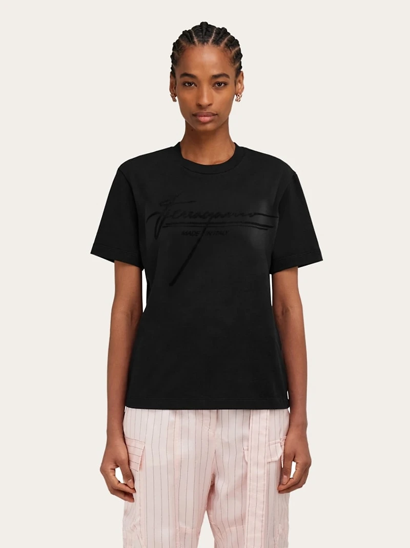 T-shirt with signature detail