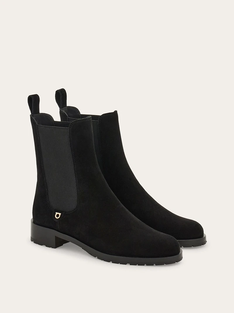 Chelsea boot