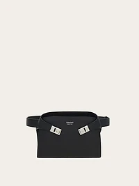 Hug belt bag