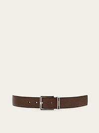 Fixed belt with a square buckle