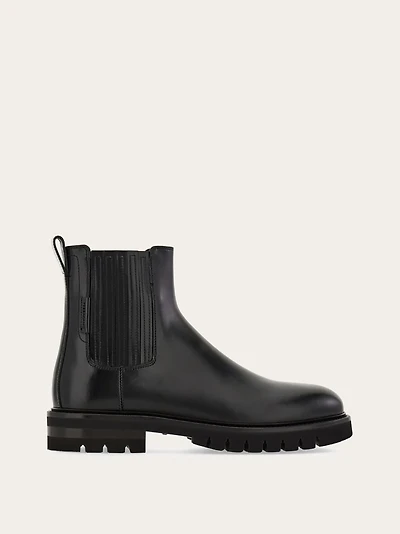 Chelsea boot