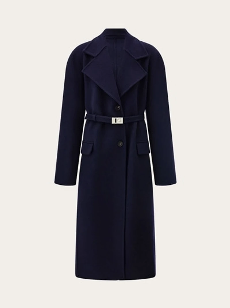 Single breasted coat