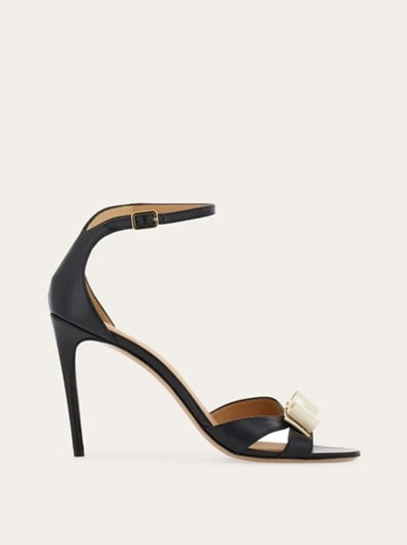 Vara bow sandal