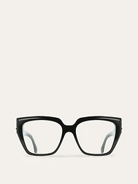 Optical glasses