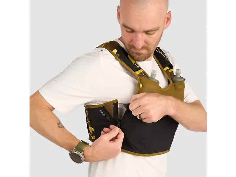 Ultimate Direction Xodus Vest