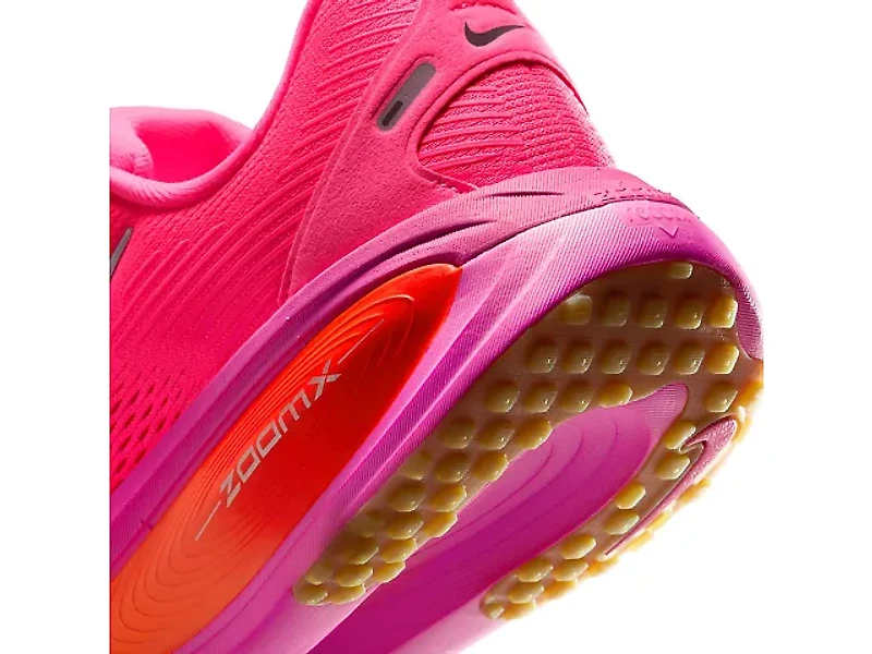 Women's | Nike Vomero 18