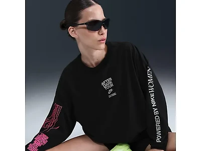 Women's | Nike LS OS Race Tour Tee