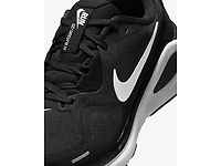 Women's | Nike Structure 26