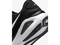 Women's | Nike Structure 26