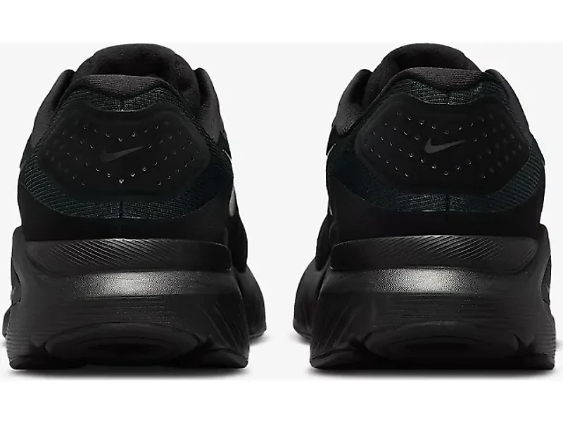 Men's | Nike Structure 26