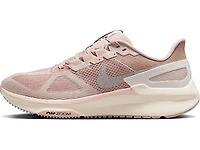 Women's | Nike Structure 25 Premium