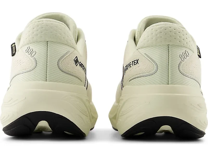 Women's | New Balance Fresh Foam X 880 v15 GTX