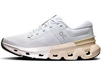 Women's | On Cloudflyer 5