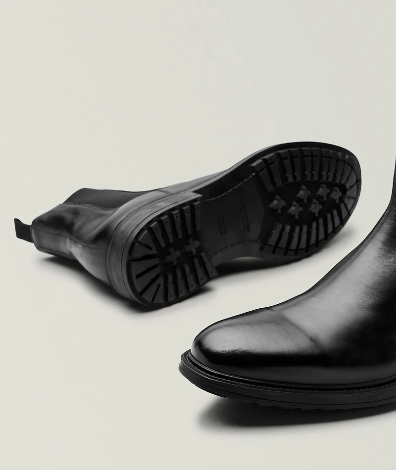 Largo Leather Chelsea Boots
