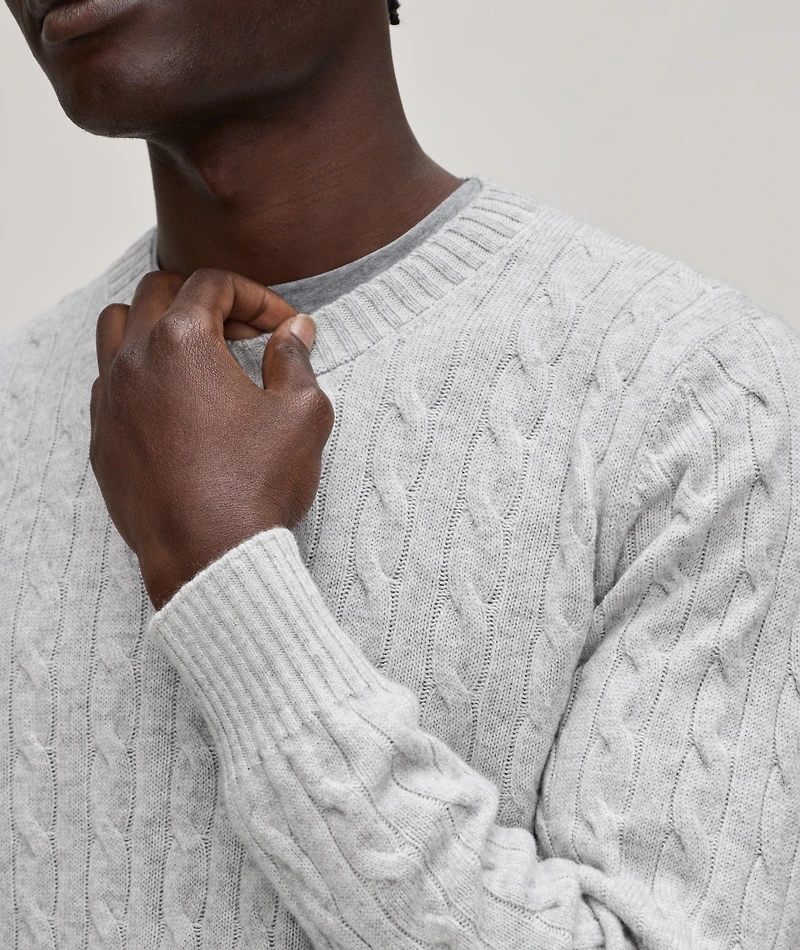 Vanisé Cable Knit Cashmere Sweater