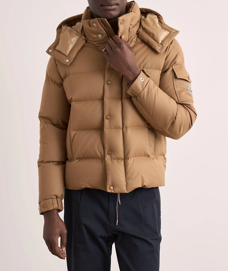 Vezere Hooded Short Down Jacket