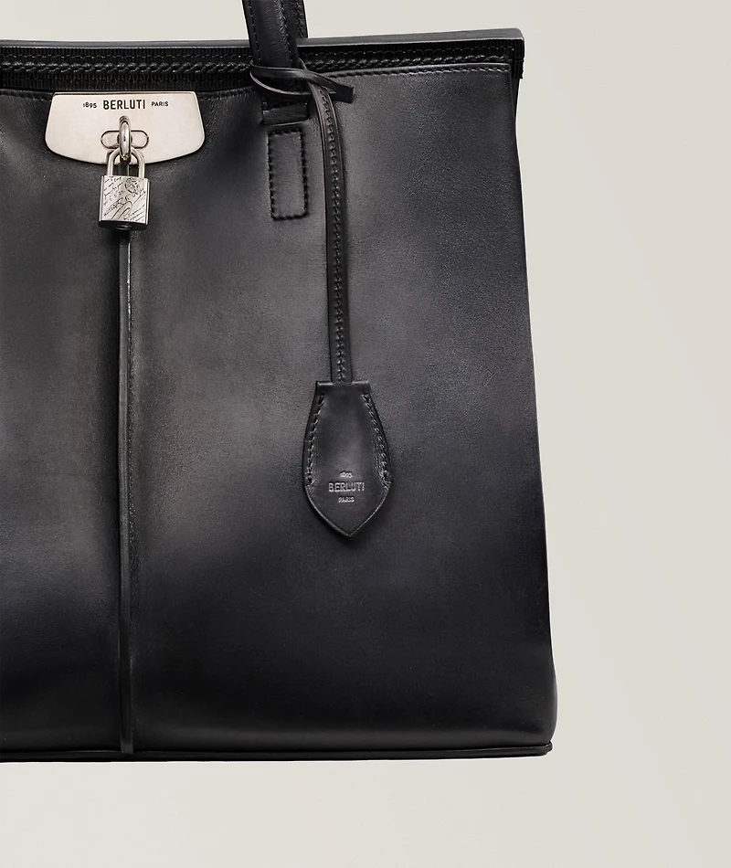 Luti 38 Leather Tote