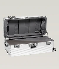 19 Degree Rolling Suitcase 