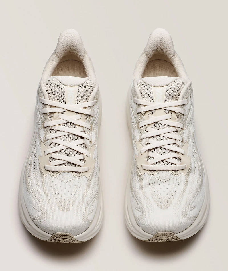 Clifton 10 Sneakers