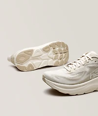 Clifton 10 Sneakers
