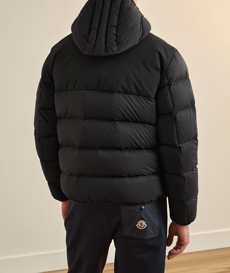 Veumont Hooded Short Down Puffer Jacket