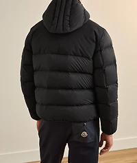 Veumont Hooded Short Down Puffer Jacket