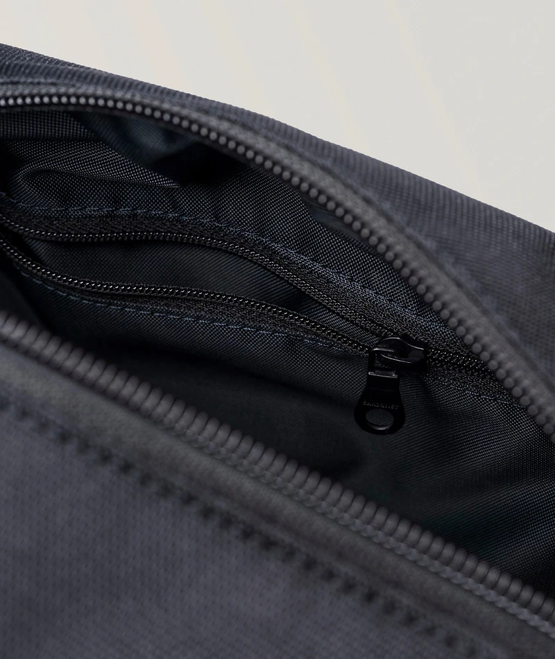 Go Handle Wash Bag