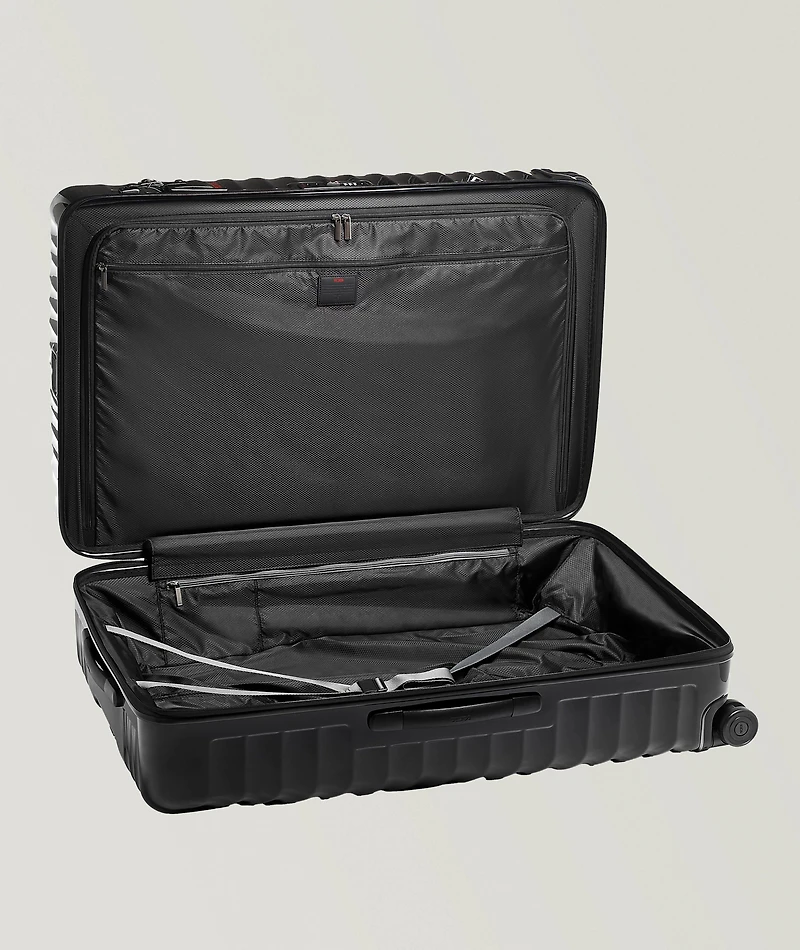 19 Degree Worldwide Trip Suitcase 