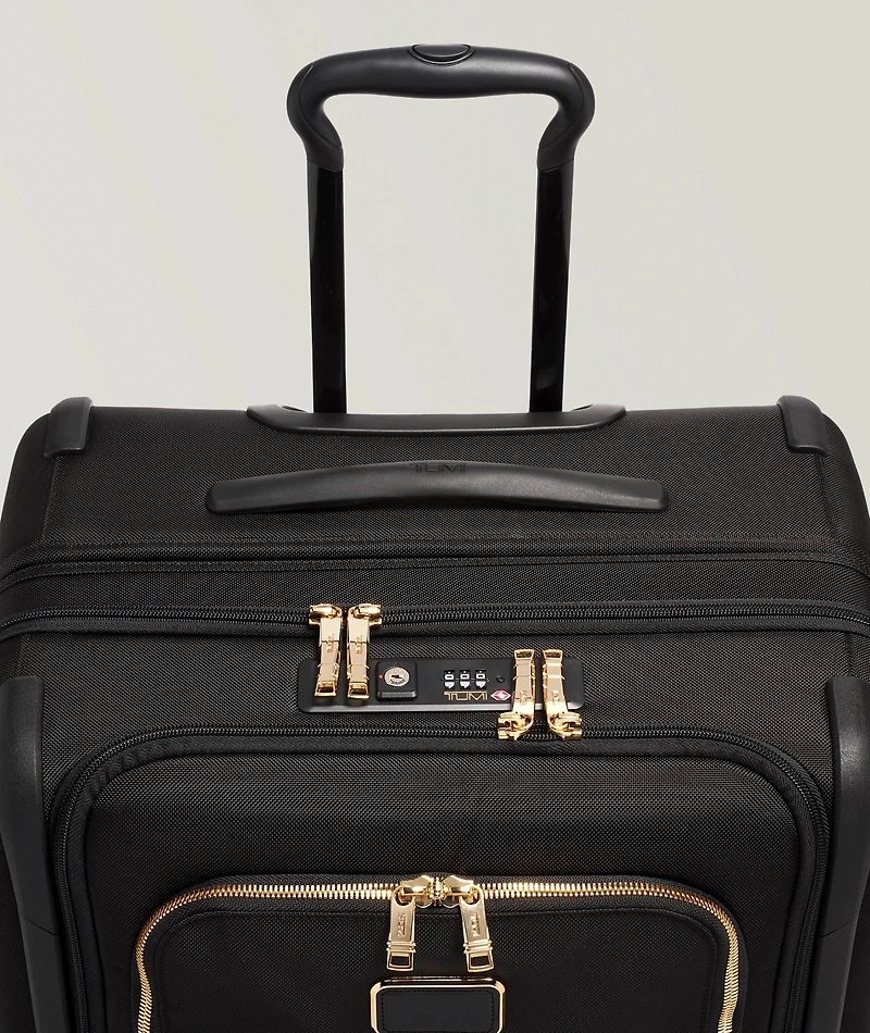 Alpha Extended Trip Expandable 4-Wheeled Packing Case