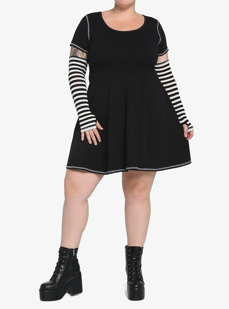 Black & White Contrast Stitch Skater Dress Plus Size With Arm Warmers
