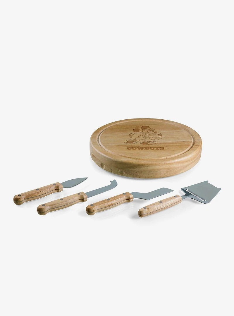 Disney Mickey Mouse NFL DAL Cowboys Circo Cheese Cutting Board & Tools Set