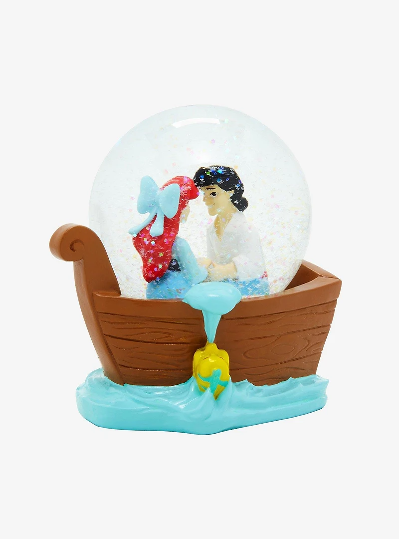 Disney The Little Mermaid Kiss the Girl Snow Globe