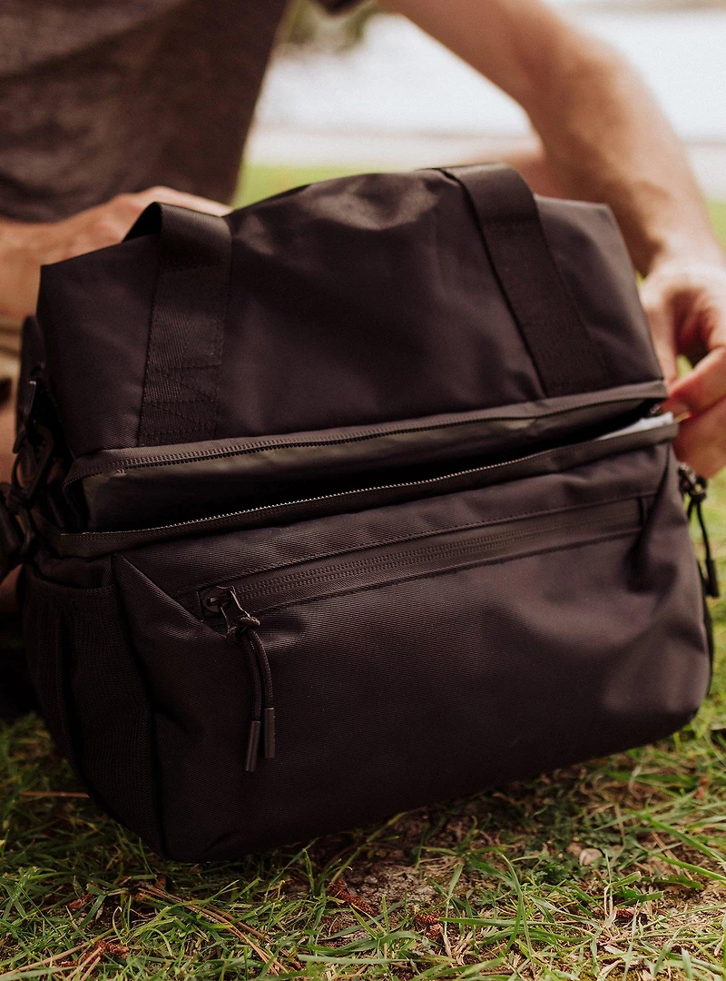 Tarana Carbon Black Insulated Lunch Bag
