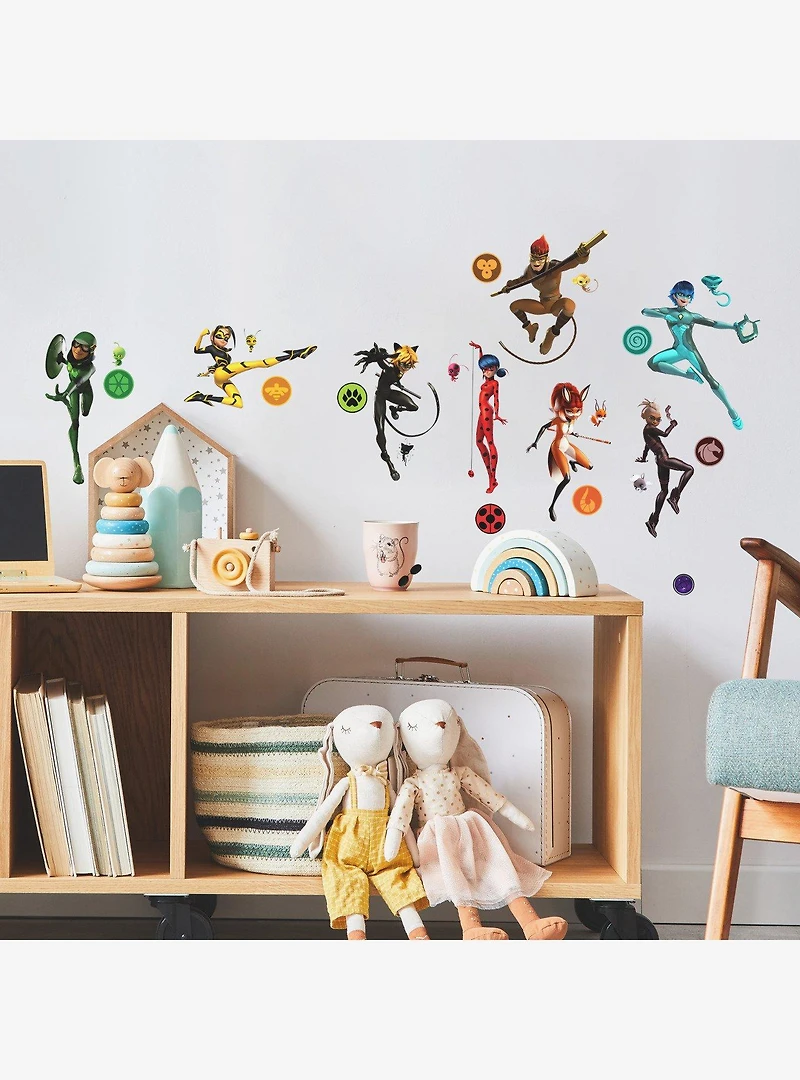 Miraculous: Tales Of Ladybug And Cat Noir Peel & Stick Wall Decals