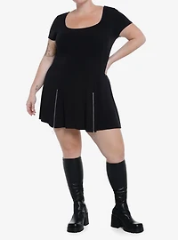 Social Collision Black Star Zipper Dress Plus