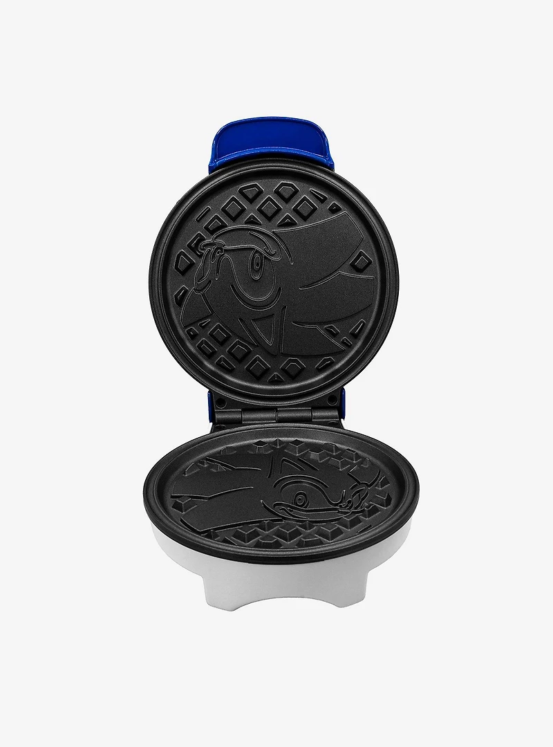 Uncanny Brands Sonic the Hedgehog Waffle Maker