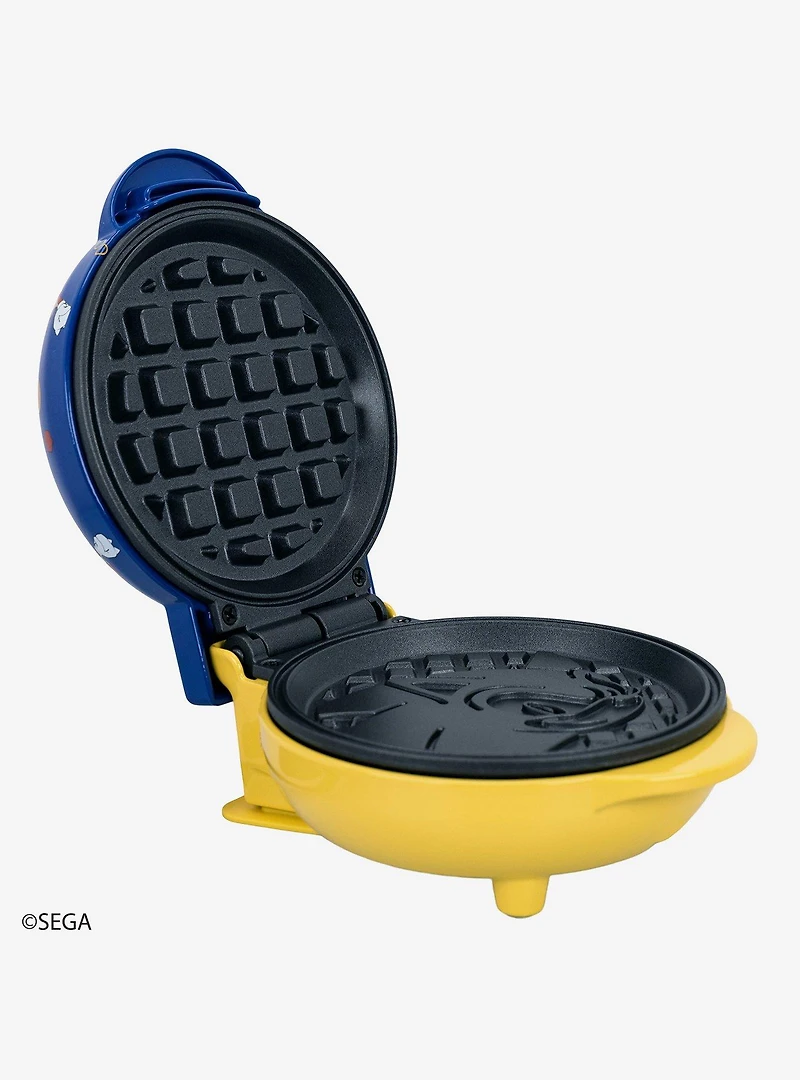 Uncanny Brands Sonic the Hedgehog Mini Waffle Maker