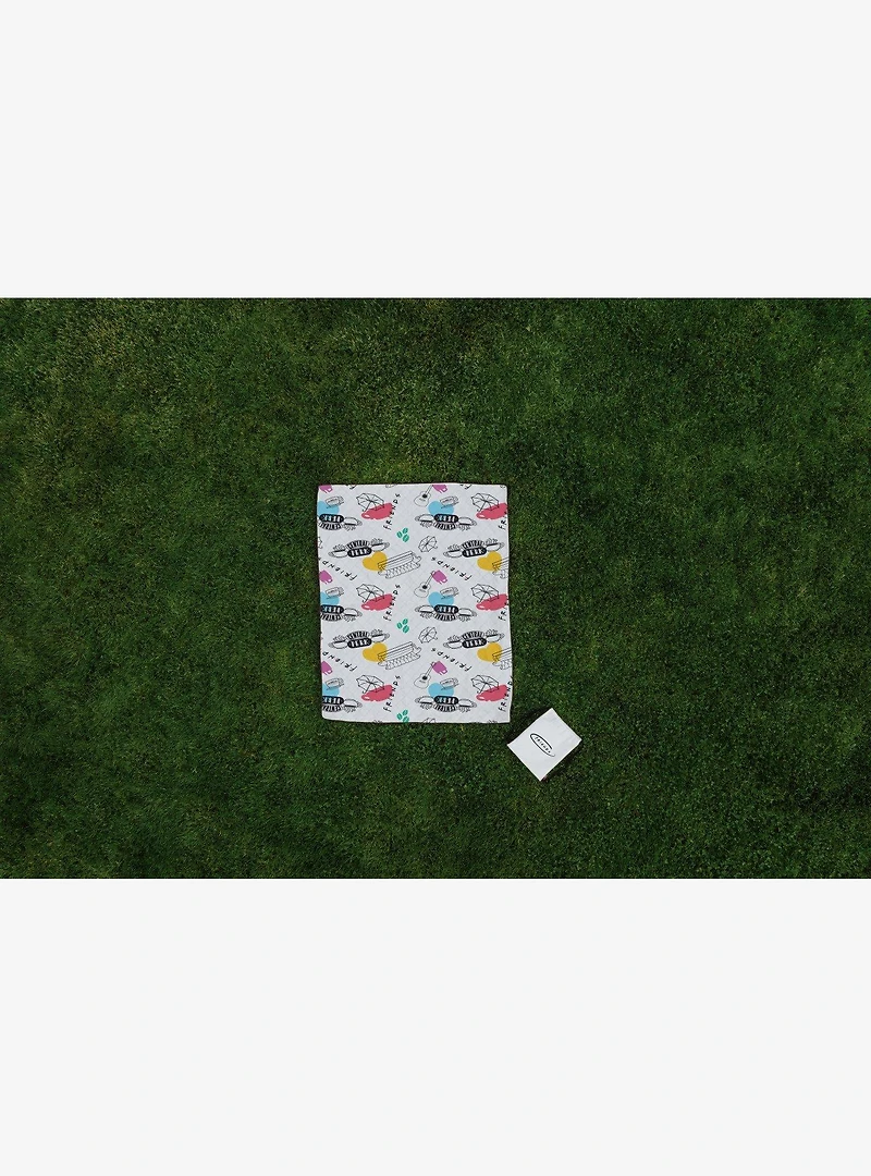 Friends Impresa Picnic Blanket