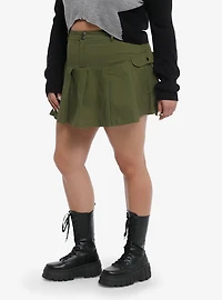 Green Cargo Pleated Skirt Plus Size