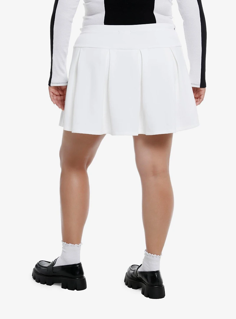 Sweet Society® White Pleated Skort Plus Size