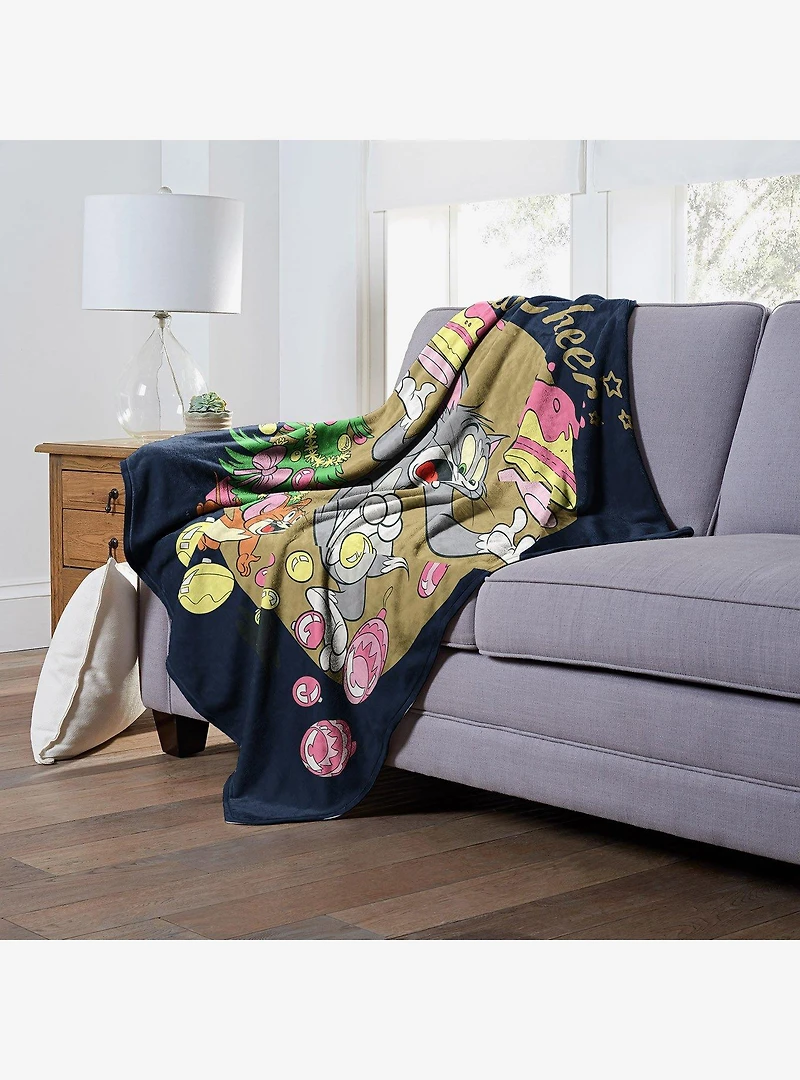 Tom And Jerry Holiday Cheer And Mischief Silk Touch Throw