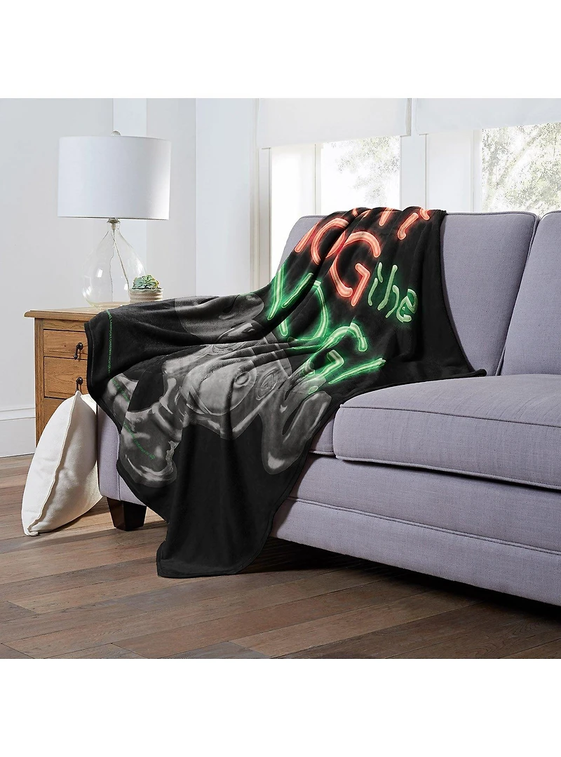 National Lampoon's Christmas Vacation Don'T Hog The Log Silk Touch Throw Blanket